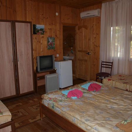 Эко-Отель Гагра Gagra Exteriör bild